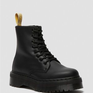 Dr Martens VEGAN JADON II BOOT MONO PLATFORMS size 5 NWOT